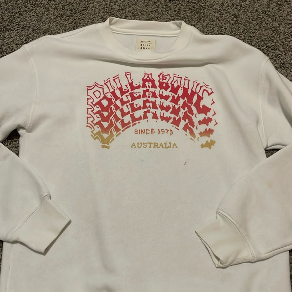 Billabong Crewneck! Super soft and comfy